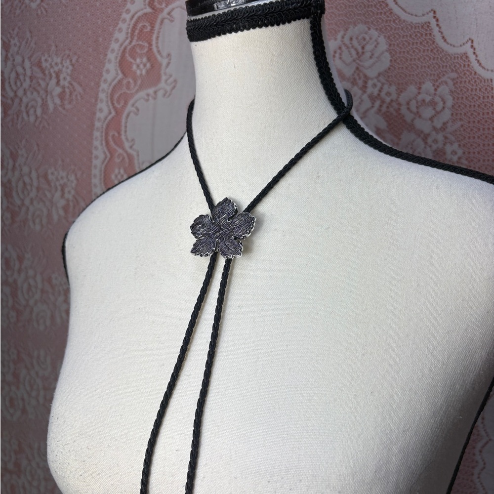 Artisan Silver Leaf Bolo Tie - Picture 2 of 7